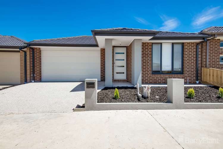 47 Hunt Way, Pakenham VIC 3810