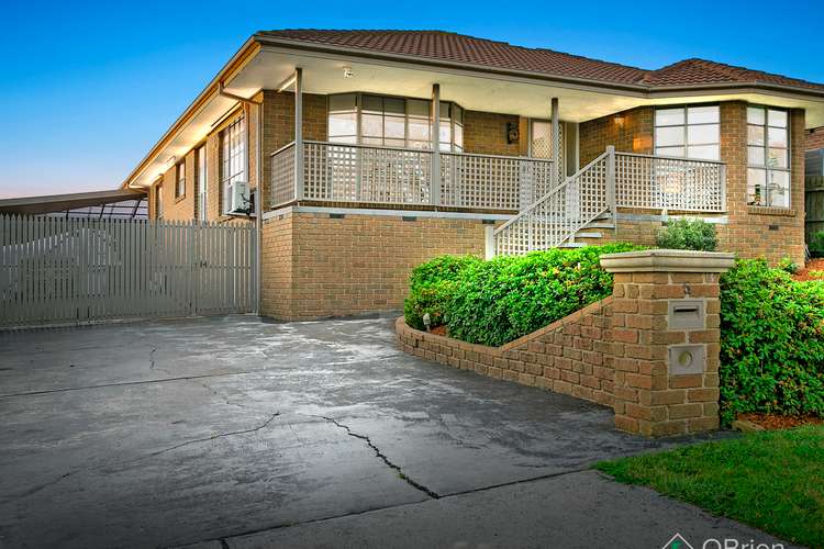 Second view of Homely house listing, 5 Eucalypt Court, Langwarrin VIC 3910