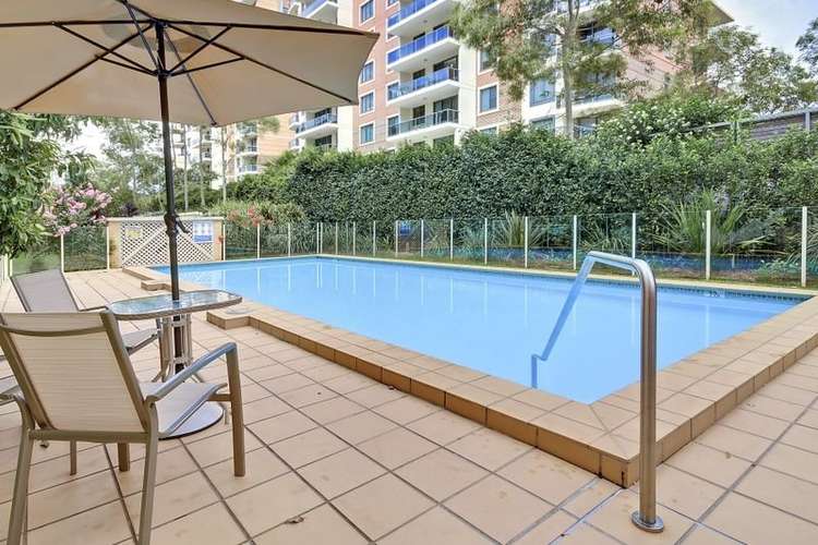 Third view of Homely apartment listing, 5/15-23 Orara Street, Waitara NSW 2077