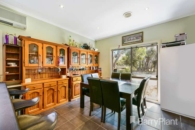 Fourth view of Homely unit listing, 15 Angelo Court, Melton VIC 3337