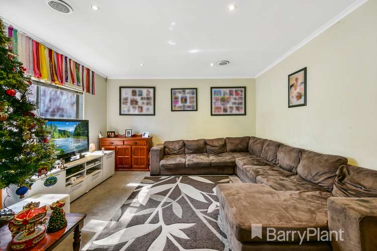 Fifth view of Homely unit listing, 15 Angelo Court, Melton VIC 3337