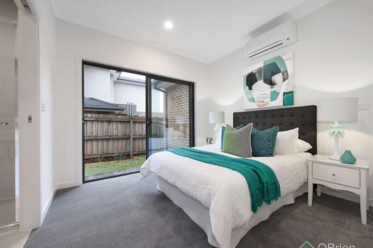 Fifth view of Homely townhouse listing, 2/27 Cameron Avenue, Oakleigh South VIC 3167