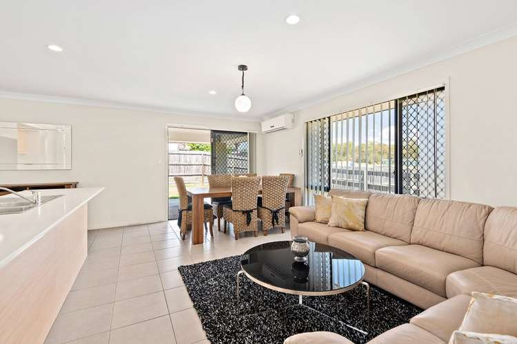 Third view of Homely house listing, 2 Lachlan Lane, Hillcrest QLD 4118