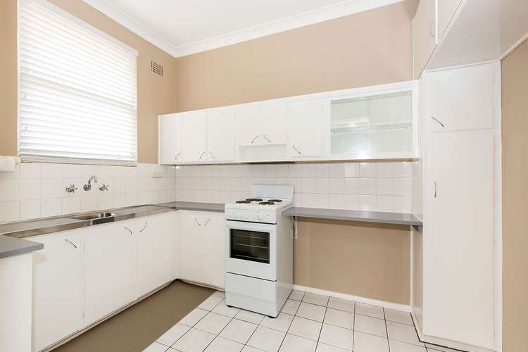 Fourth view of Homely apartment listing, 8/32 Hercules Road, Brighton-le-sands NSW 2216