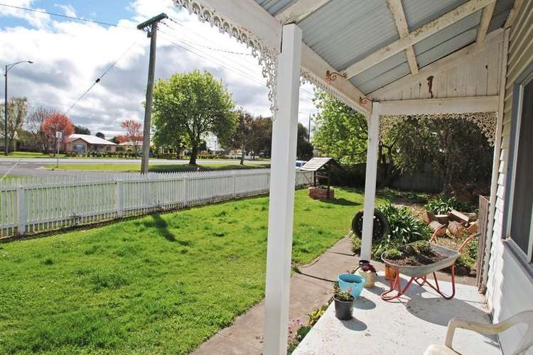 Fifth view of Homely house listing, 2 Edgar Street, Heywood VIC 3304