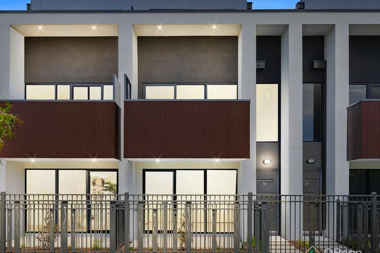 Main view of Homely townhouse listing, 14 Bavadia Place, Keysborough VIC 3173