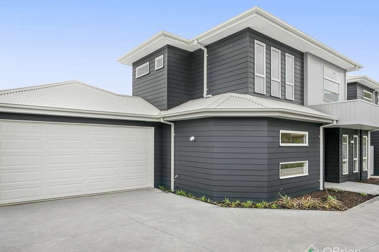 Main view of Homely townhouse listing, 2/4 Station Crescent, Baxter VIC 3911