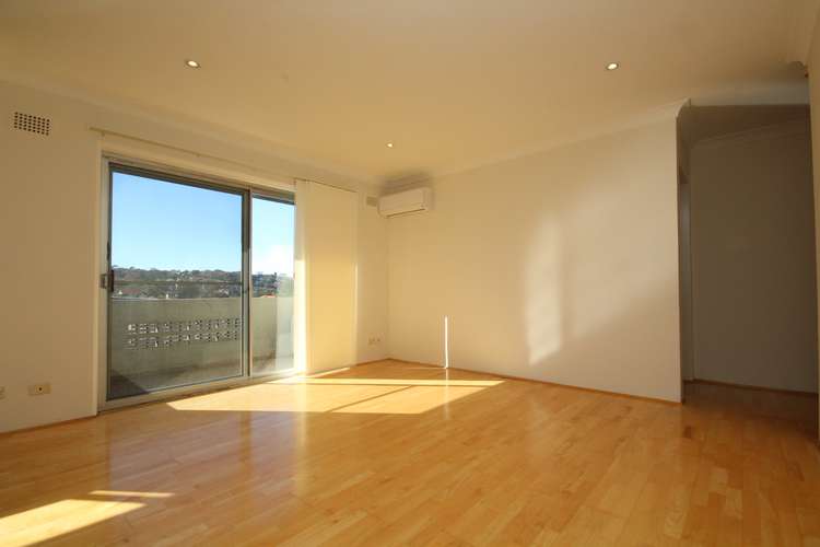 Third view of Homely apartment listing, 6/1 Nathan Street, Coogee NSW 2034