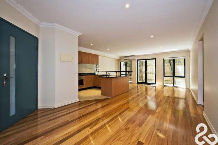Fourth view of Homely apartment listing, 10/3 Kenilworth Parade, Ivanhoe VIC 3079