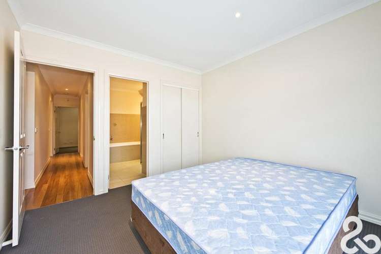 Fifth view of Homely apartment listing, 10/3 Kenilworth Parade, Ivanhoe VIC 3079