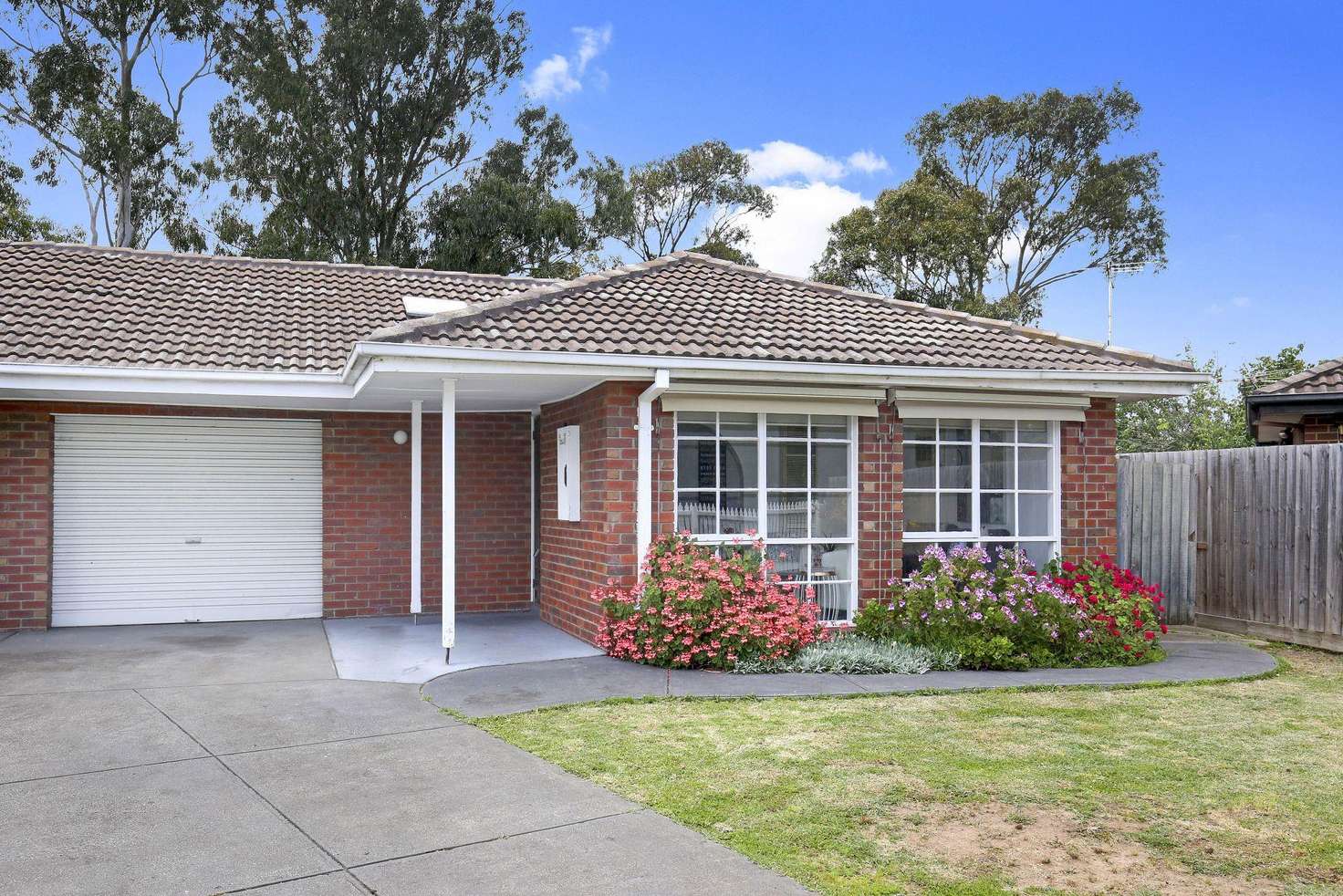 Main view of Homely townhouse listing, 2/1 Sandown Close, Mill Park VIC 3082