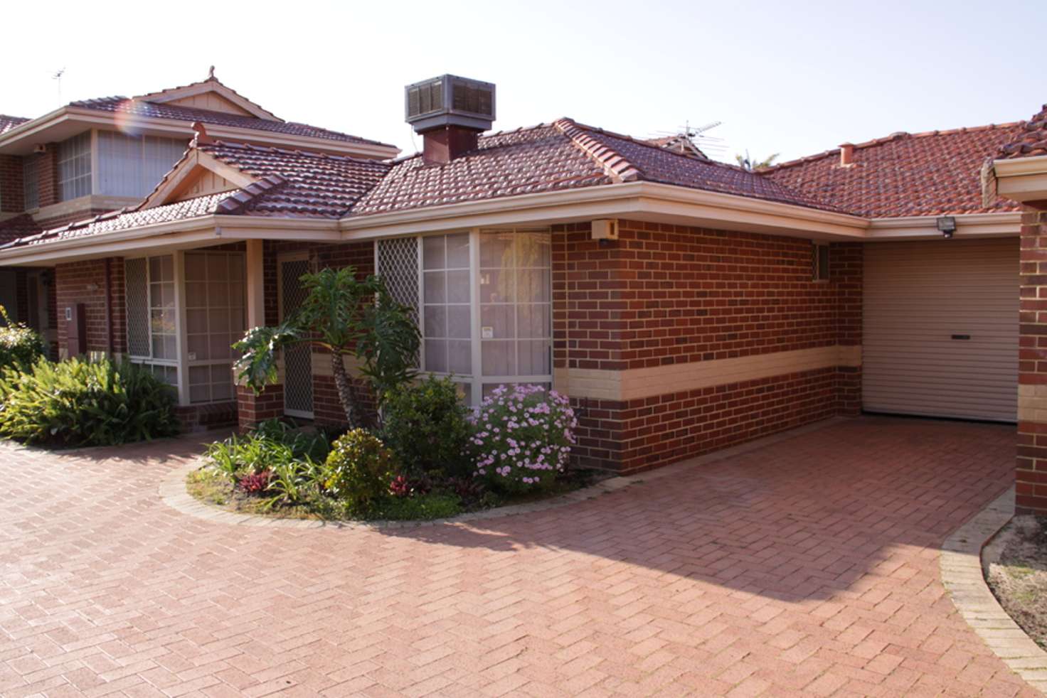 Main view of Homely unit listing, 2/13 Hayes Avenue, Yokine WA 6060