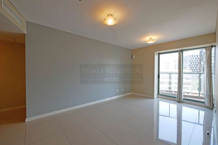 Second view of Homely apartment listing, Level 9/2 Quay Street, Sydney NSW 2000