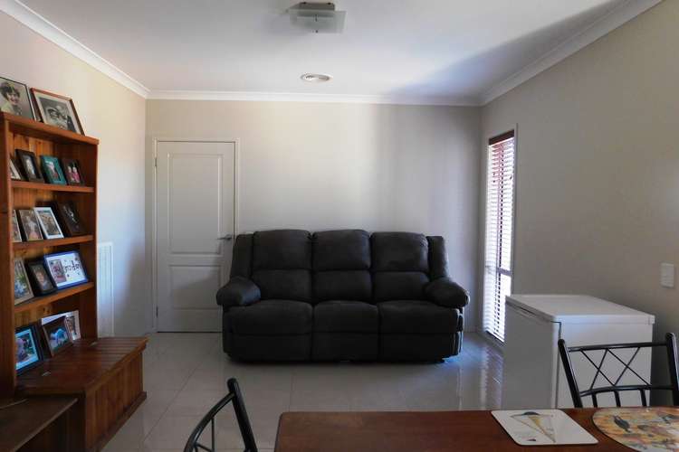 Third view of Homely townhouse listing, 4 Macleay Court, Wodonga VIC 3690