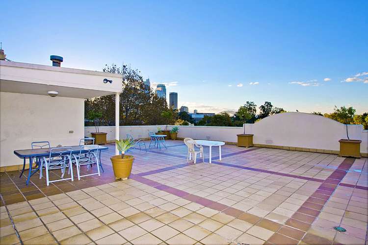 Fifth view of Homely studio listing, 8/173b Cathedral Street, Woolloomooloo NSW 2011