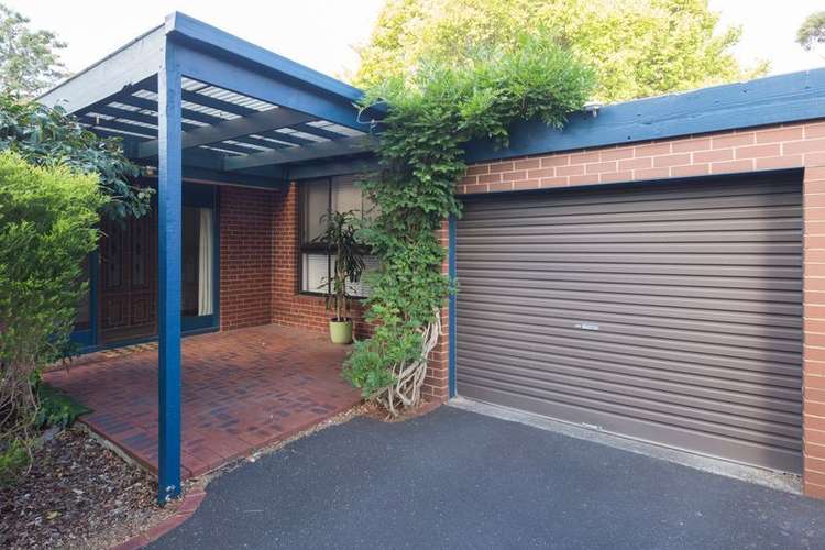 Second view of Homely house listing, 7 Eriden Close, Glen Waverley VIC 3150