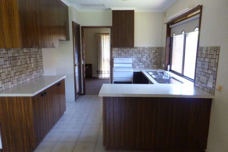 Second view of Homely house listing, 8 Aldinga Drive, Mildura VIC 3500