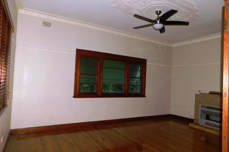 Third view of Homely house listing, 52 William Street, Wodonga VIC 3690