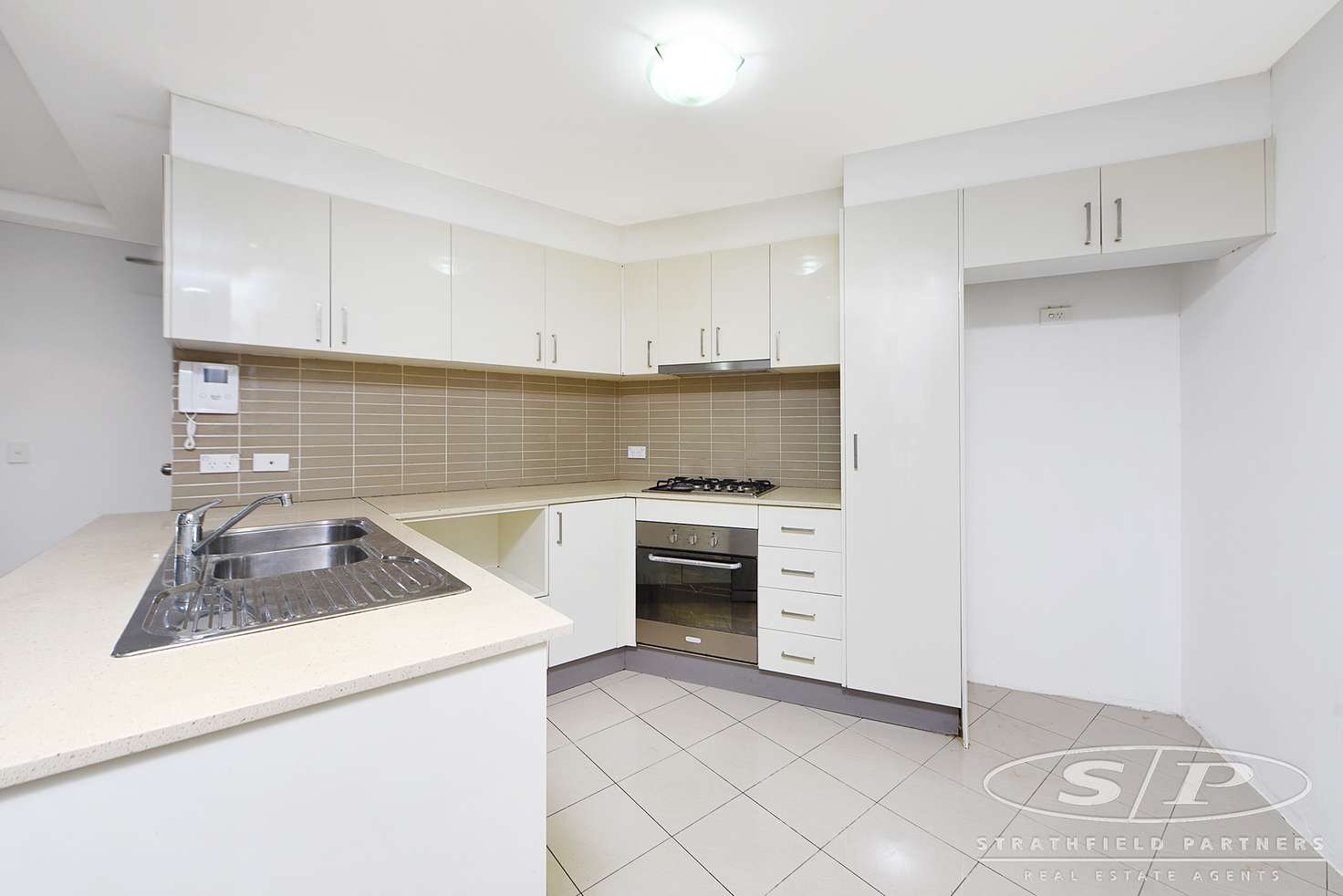 Main view of Homely unit listing, 6/2-4 Station Street, Homebush NSW 2140