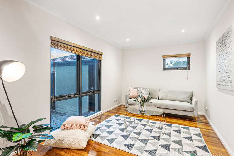 Fifth view of Homely townhouse listing, 2/6 St Johns Wood Road, Mount Waverley VIC 3149