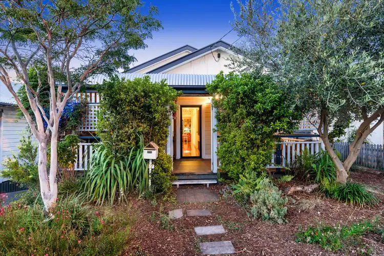 47 Yamboyna Street, Manly QLD 4179