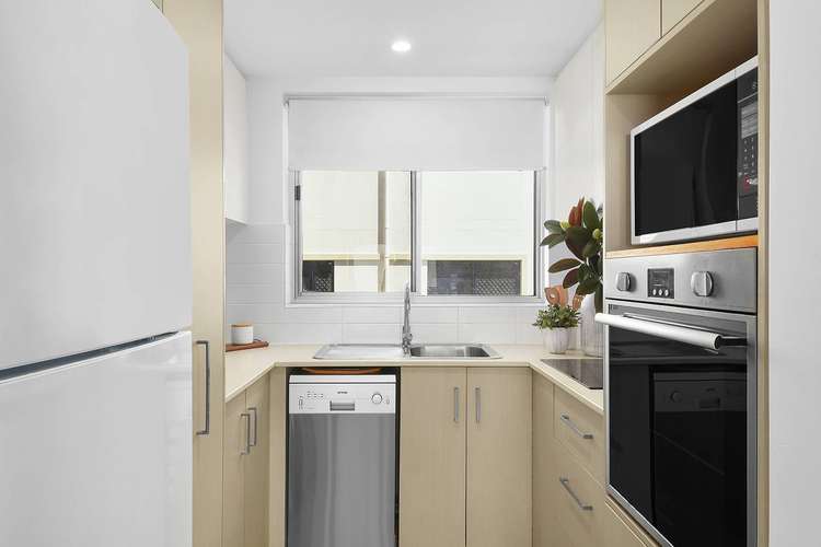 Fourth view of Homely unit listing, 8/102 The Strand, North Ward QLD 4810