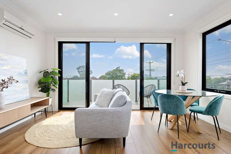 Third view of Homely townhouse listing, 1/372 Burwood Highway, Burwood VIC 3125