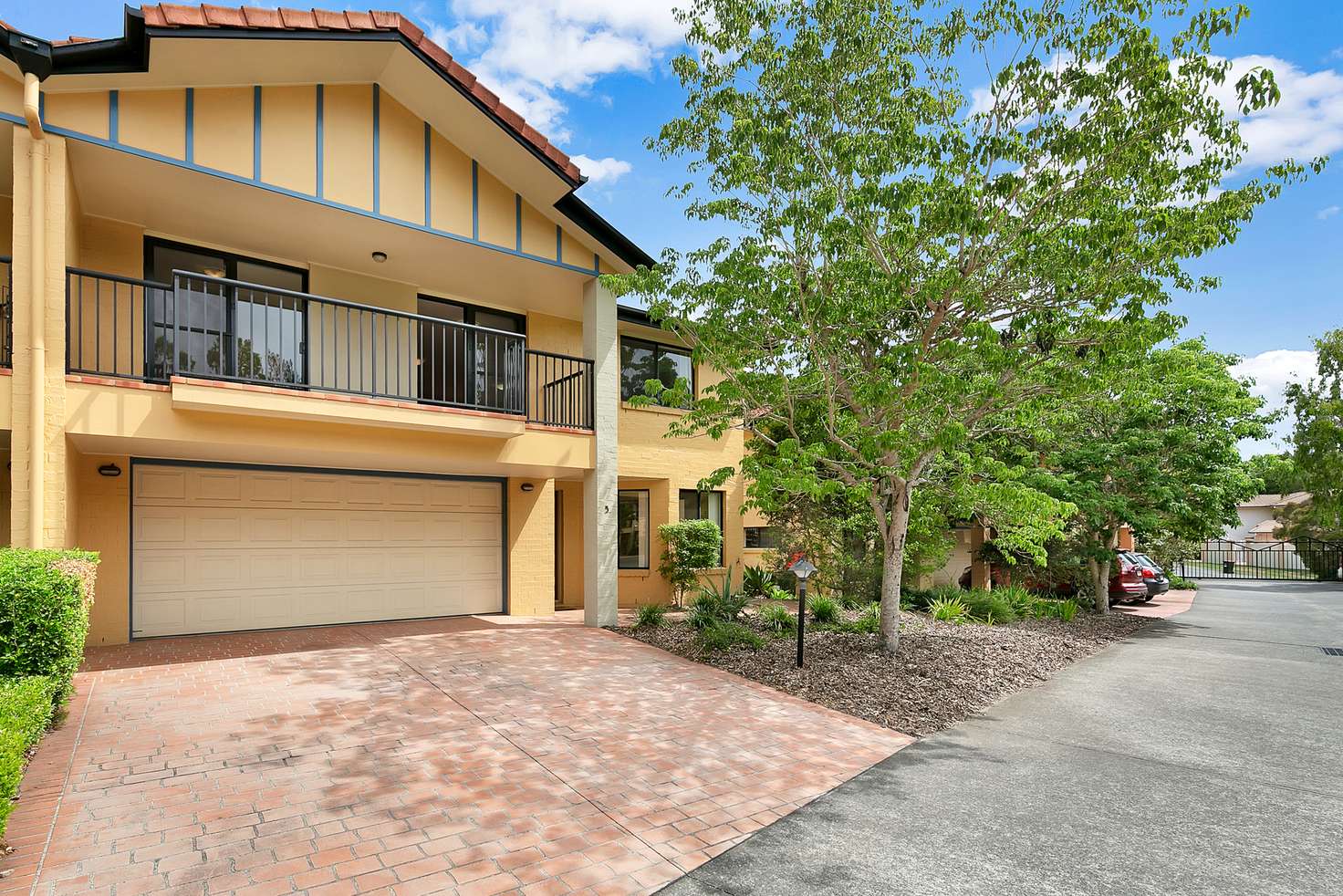 Main view of Homely townhouse listing, 5/9 Pamela Place, Kenmore Hills QLD 4069