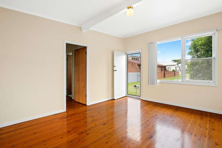 Third view of Homely villa listing, 3/82 Selwyn Street, Merewether NSW 2291