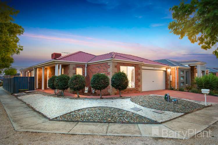 8 MacKay Road, Manor Lakes VIC 3024