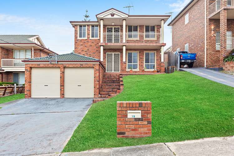 Main view of Homely house listing, 19 Lasseter Avenue, Chifley NSW 2036