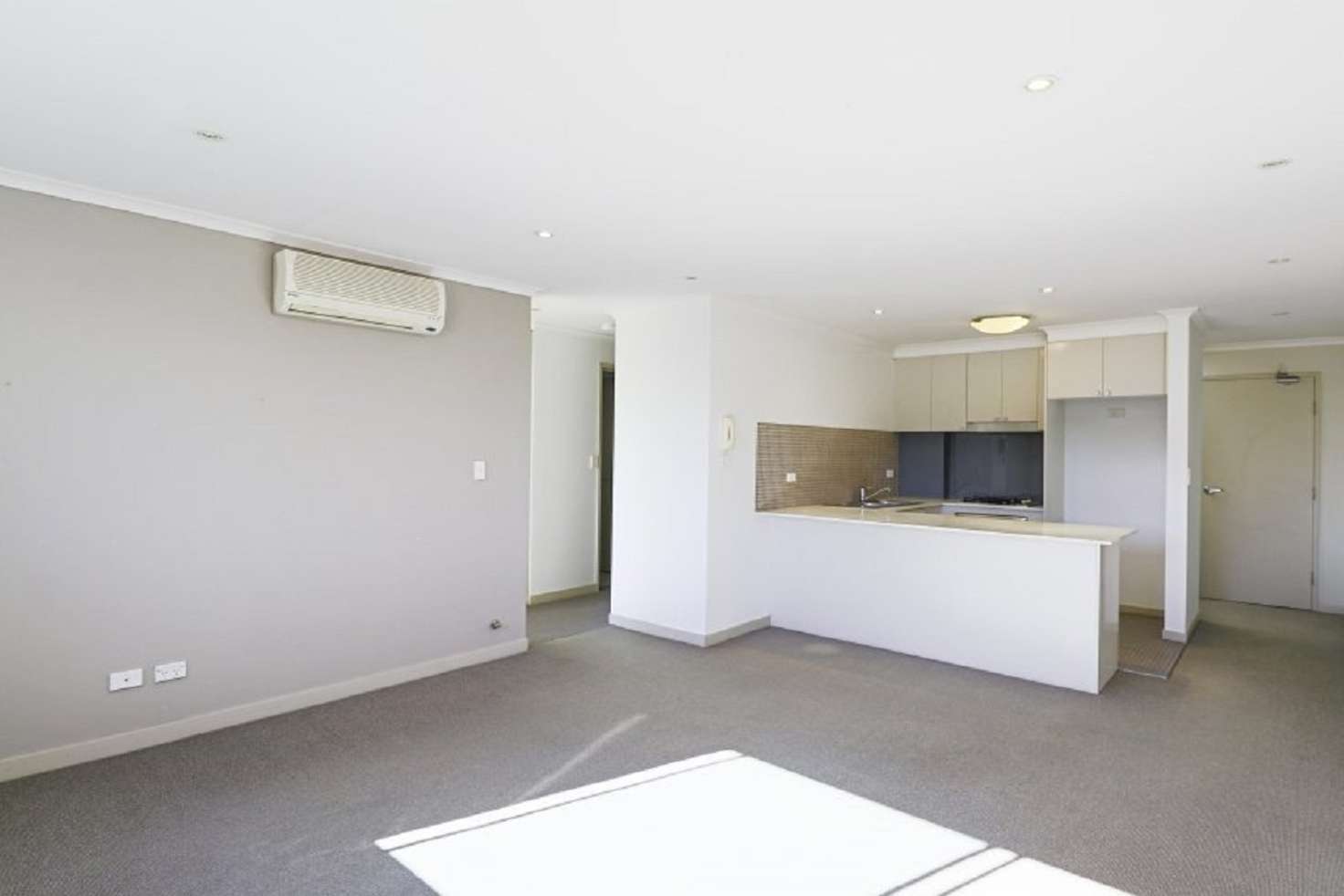 Main view of Homely unit listing, 21/35 Dalley Street, Queenscliff NSW 2096