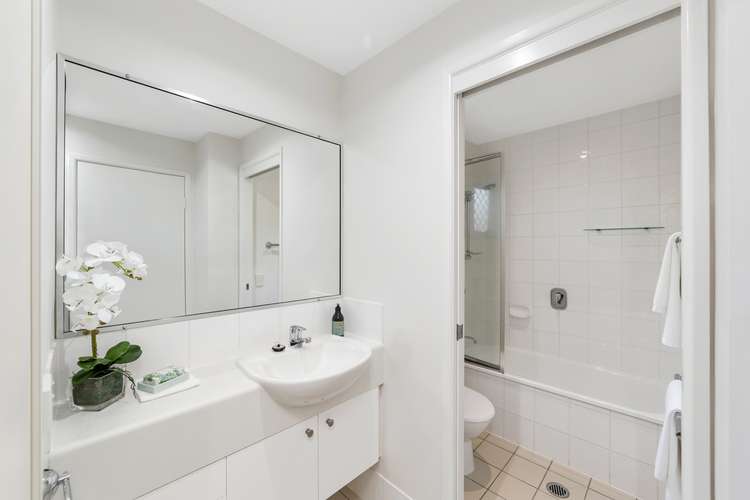 Sixth view of Homely unit listing, 6/7 Landsborough Terrace, Toowong QLD 4066