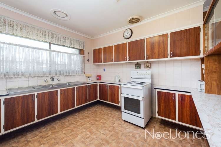 Second view of Homely house listing, 4 Wingrove Place, Ringwood VIC 3134