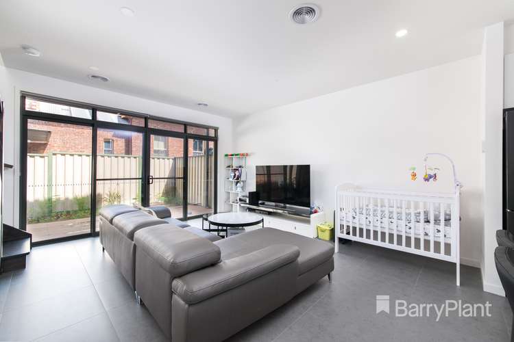 Fifth view of Homely townhouse listing, 2/137 Glenroy Road, Glenroy VIC 3046