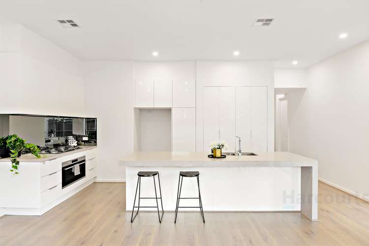 Second view of Homely townhouse listing, 3/2 McLaren Street, Mount Waverley VIC 3149