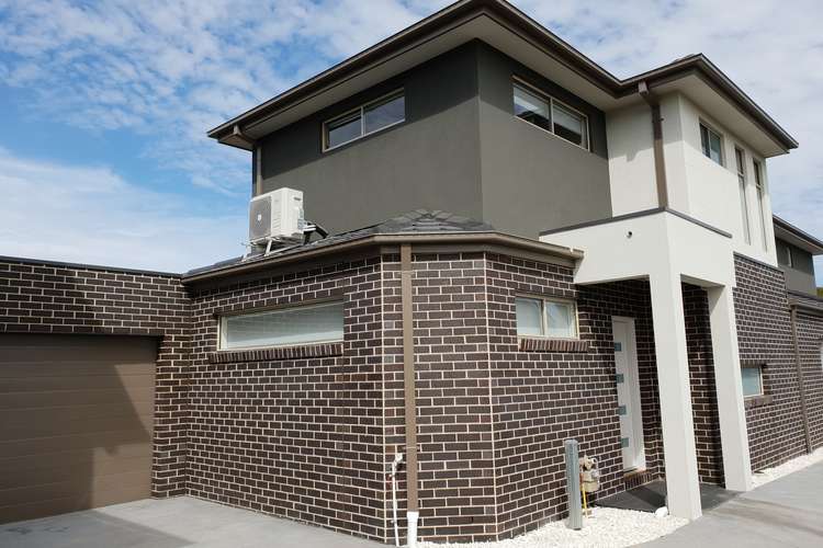 Main view of Homely house listing, 2/39 Royal Parade, Reservoir VIC 3073