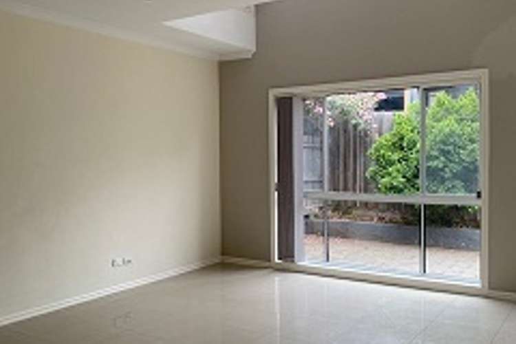 Fourth view of Homely townhouse listing, 2/18 Miranda Road, Reservoir VIC 3073