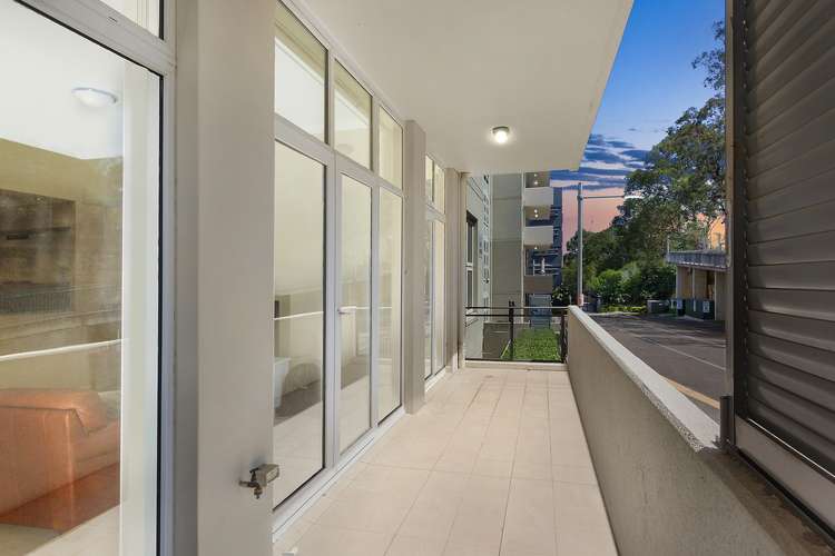 Second view of Homely apartment listing, 2/5 Bay Drive, Meadowbank NSW 2114