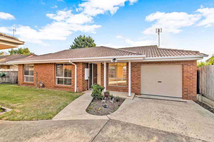 Main view of Homely unit listing, 2/11 Carolanne Drive, Drysdale VIC 3222