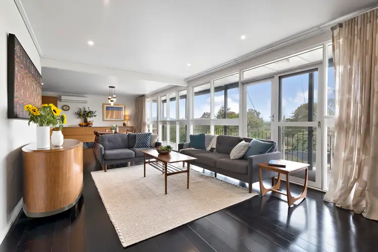 3 Foxley Street