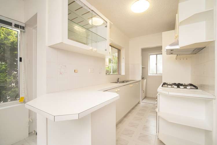 Main view of Homely unit listing, 4/7 Clarence Avenue, Dee Why NSW 2099