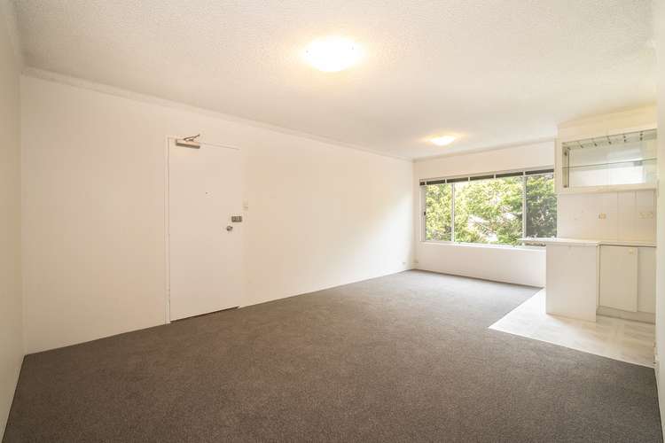 Second view of Homely unit listing, 4/7 Clarence Avenue, Dee Why NSW 2099