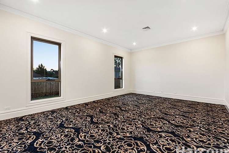 Fifth view of Homely house listing, 7 Dunscombe Avenue, Glen Waverley VIC 3150
