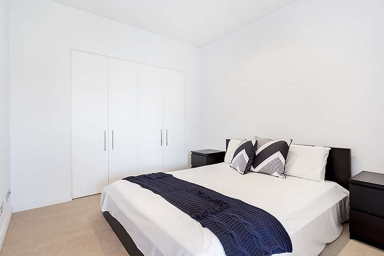 Third view of Homely apartment listing, 306/118 Alfred Street, Milsons Point NSW 2061