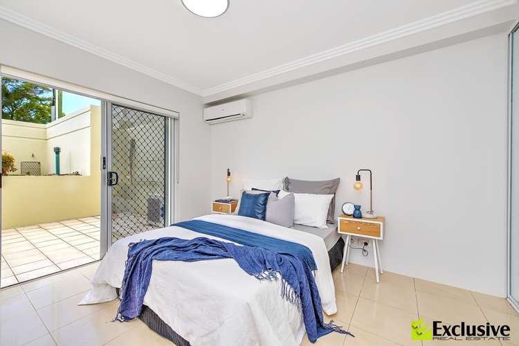 Fifth view of Homely apartment listing, 4/40 Hilly Street, Mortlake NSW 2137