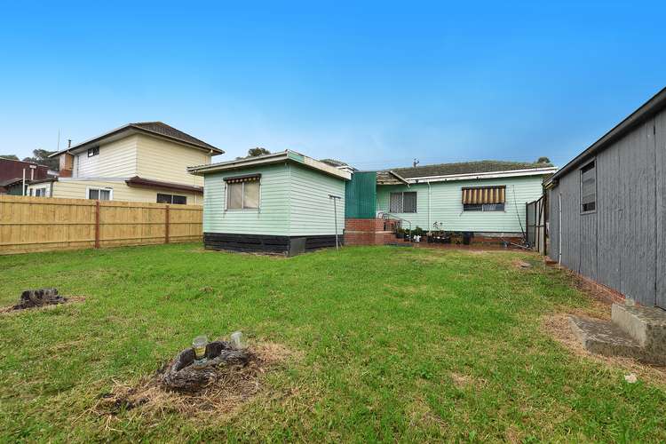 Fourth view of Homely house listing, 17 Curtain Street, Kingsbury VIC 3083
