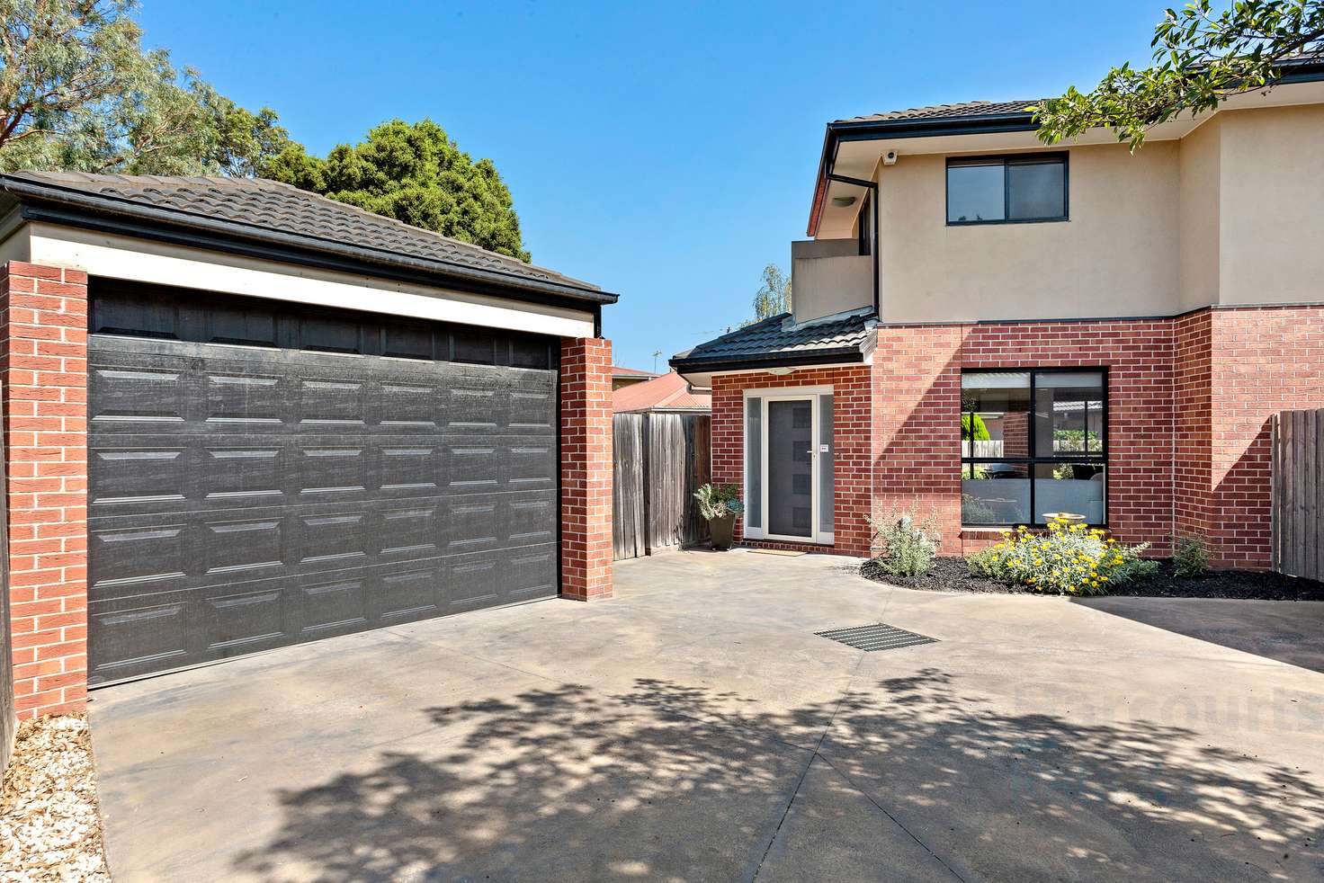 Main view of Homely townhouse listing, 2/8 Crecy Court, Heidelberg West VIC 3081