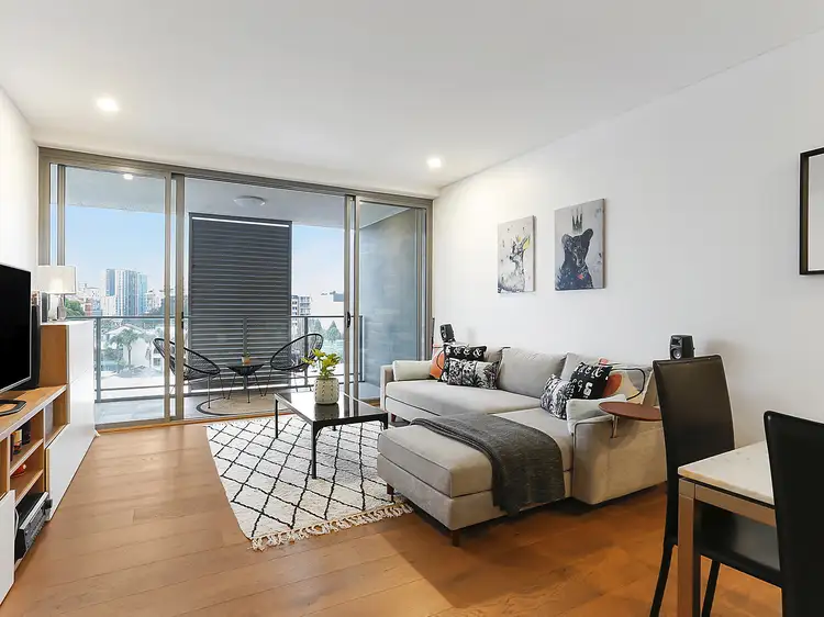 506/2-6 Martin Avenue