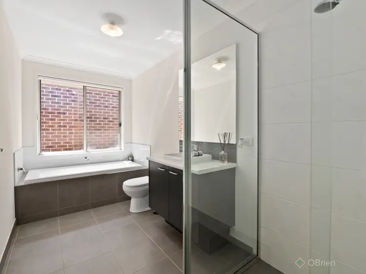 Fourth view of Homely house listing, 5 Atherton Way, Cranbourne West VIC 3977